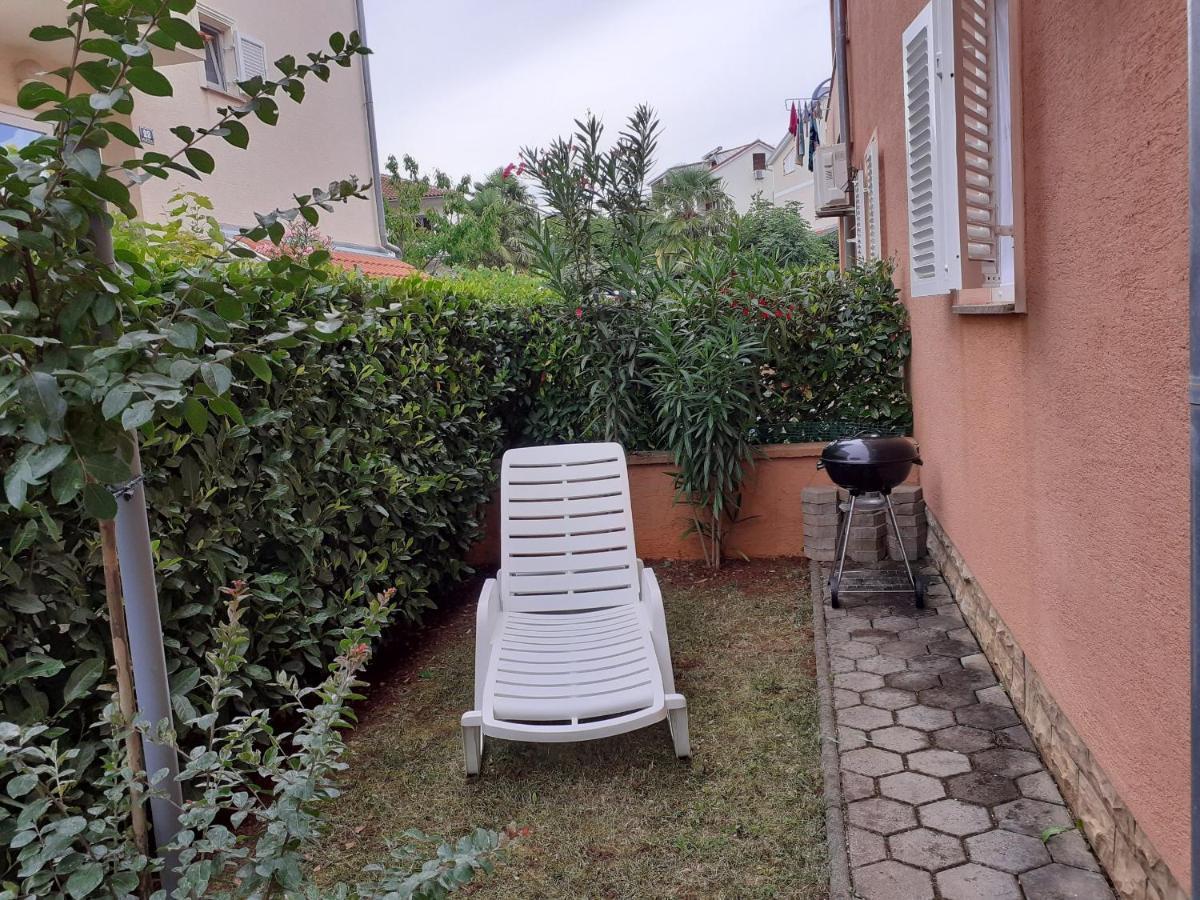 Apartment Conty On The Ground Floor مالينسكا المظهر الخارجي الصورة