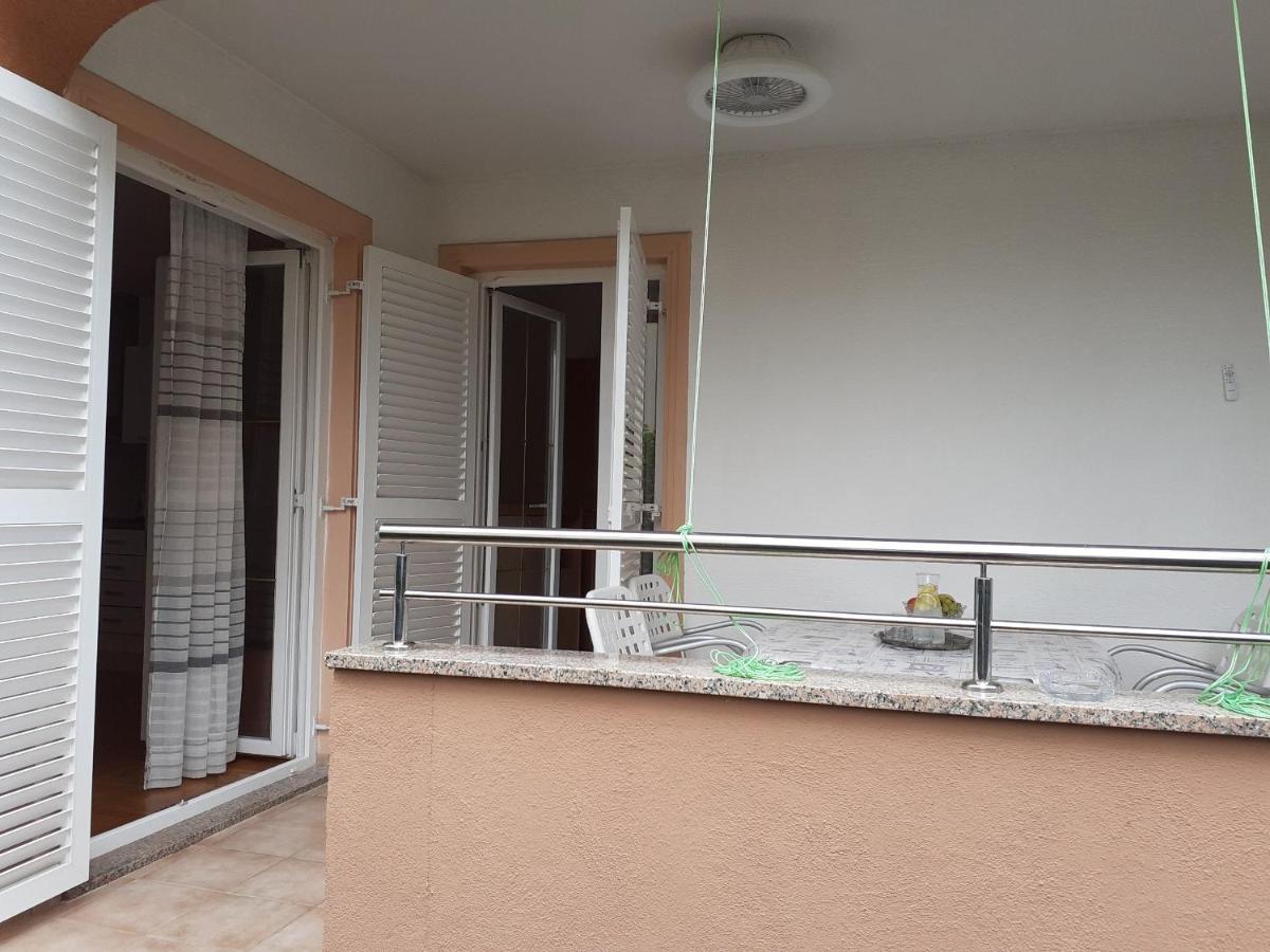 Apartment Conty On The Ground Floor مالينسكا المظهر الخارجي الصورة