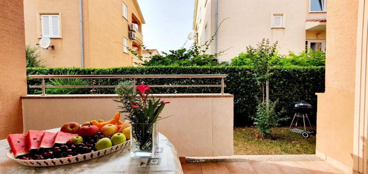 Apartment Conty On The Ground Floor مالينسكا المظهر الخارجي الصورة